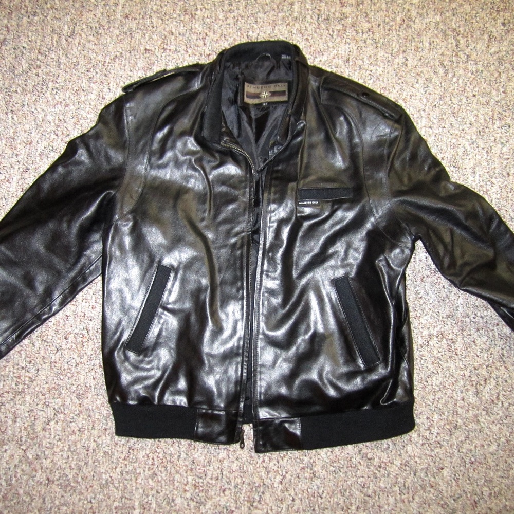 Members Only Like New Vintage Leather Jacket XLT